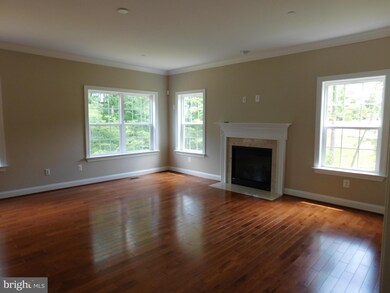 1082 Claypipe Dr, Huntingtown, MD 20639 - photo 7