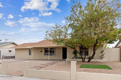 4029 W Puget Ave unit 6, Phoenix, AZ 85051 - photo 2