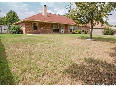 901 Mueller St, Copperas Cove, TX 76522 - photo 2