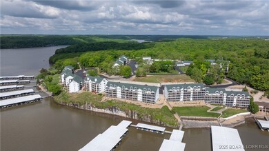 108 Park Place Ln unit 1B, Kaiser, MO 65047 - photo 2