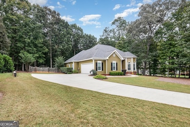 1201 Dove Creek Cir, Winder, GA 30680 - photo 4