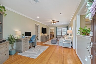 1613 Lamonte Ln, Houston, TX 77018 - photo 4