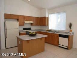 7257 E Lakeview Ave unit 2, Mesa, AZ 85209 - photo 3