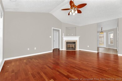 1611 Stonewood Dr, Fayetteville, NC 28306 - photo 5