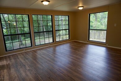 4810 Ducheneau Dr, Jacksonville, FL 32210 - photo 6