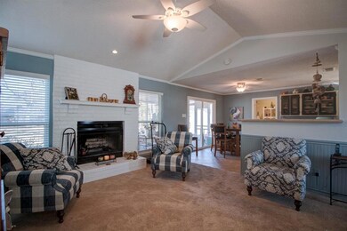 103 Seminole Dr, Gainesville, TX 76240 - photo 5