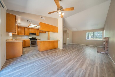 3341 Timbercreek Dr, Redding, CA 96002 - photo 6