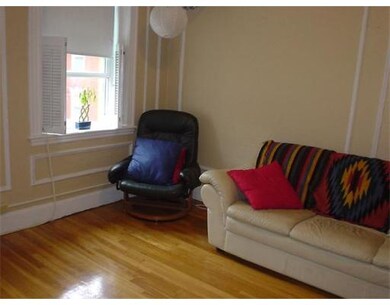 203 Winthrop Rd unit 3, Brookline, MA 02445 - photo 5