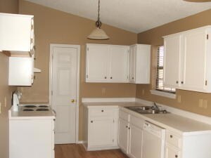 3528 Country Cir, Harrison, AR 72601 - photo 3