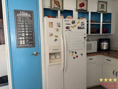 451 Greenhedge Dr, Orange City, FL 32763 - photo 2