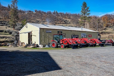 9945 California 3, Fort Jones, CA 96032 - photo 6