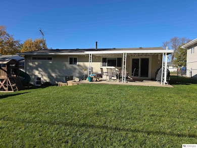 1222 N Birch St, Wahoo, NE 68066 - photo 3