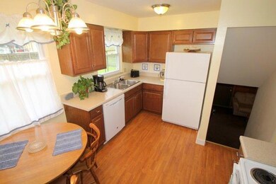 893 Brixham Kitchen