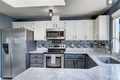 27402 Church Creek Loop NW, Stanwood, WA 98292 - photo 6