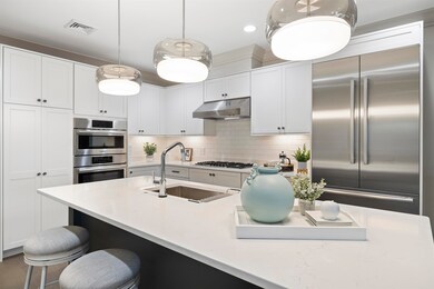 The Club at Meadowbrook unit V105, Salem, NH 03079 - photo 4