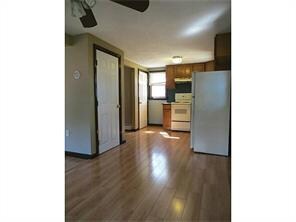 75 Vinton Ave, Cranston, RI 02920 - photo 4