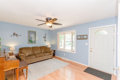 1026 Lilac Ln, Cedar Falls, IA 50613 - photo 3