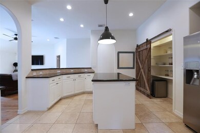 806 Northwood St, Houston, TX 77009 - photo 5