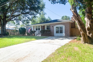 1261 Hampshire Rd, Charleston, SC 29412 - photo 3