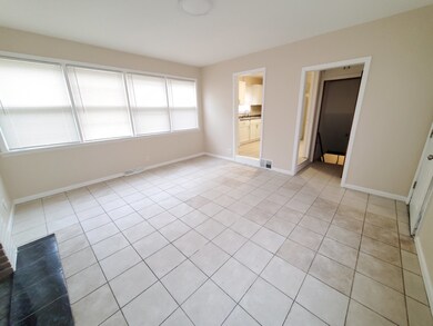 1924 Pearsall Pkwy, Waukegan, IL 60085 - photo 6