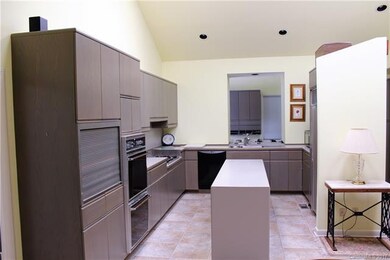 Awesome custom made kitchen. You would not believe
