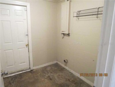 3606 Beechwood Blvd, Tampa, FL 33619 - photo 5