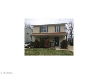 1821 E 298th St, Wickliffe, OH 44092 - photo 2