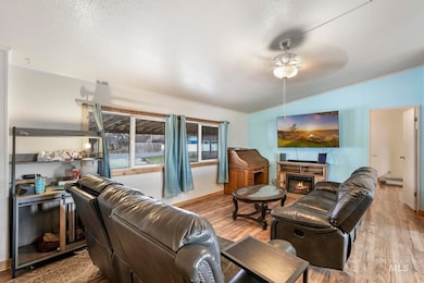 89 S 860 Rd W, Paul, ID 83347 - photo 2