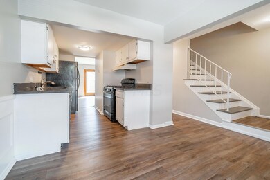 106 Tarryton Ct E unit 8C, Columbus, OH 43228 - photo 5