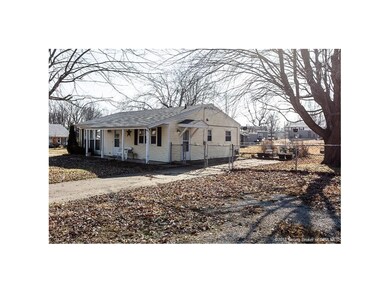 521 Cherokee Dr, New Albany, IN 47150 - photo 3