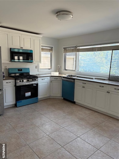 233 Myrtle Ave unit A, Fort Lee, NJ 07024 - photo 3