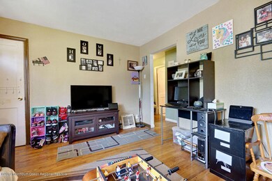 147 Forrest Ln, Phillipsburg, NJ 08865 - photo 6