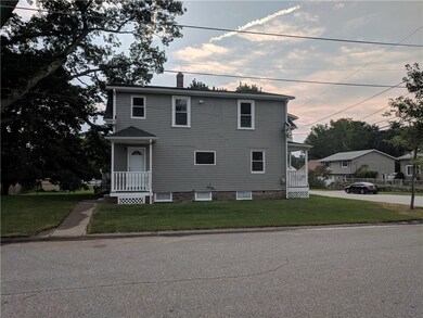 64 Phillips St, Woonsocket, RI 02895 - photo 4