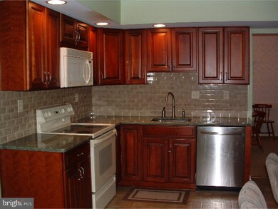 264 Flour Ln, Langhorne, PA 19047 - photo 4