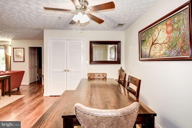 621 Admiral Dr unit 308, Annapolis, MD 21401 - photo 4