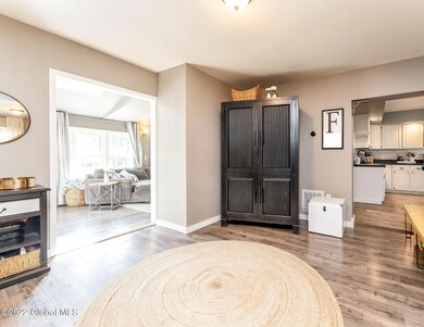 4 Birch Ln, Rensselaer, NY 12144 - photo 4