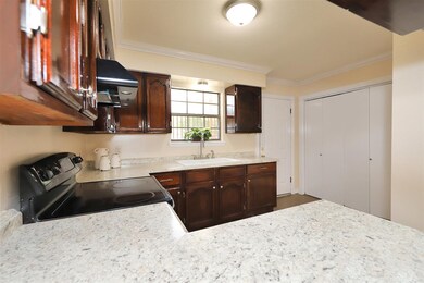 5310 Cypress Dr, Laredo, TX 78041 - photo 5