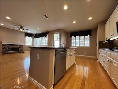 1431 Red Bird Ct, Redlands, CA 92374 - photo 6