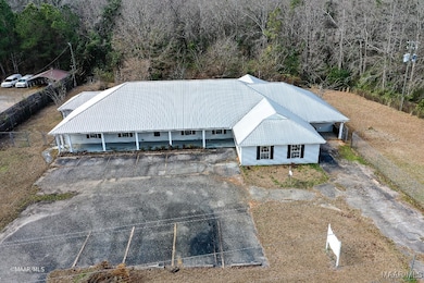 930 W 3rd St S, Thomasville, AL 36784 - photo 3