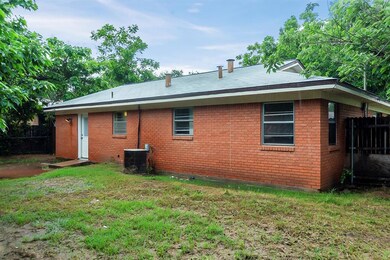 425 Bob St, Hurst, TX 76053 - photo 7