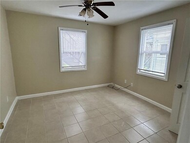 6027 Mandeville St, New Orleans, LA 70122 - photo 4