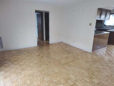 5743 W 63rd St unit 2S, Chicago, IL 60638 - photo 6