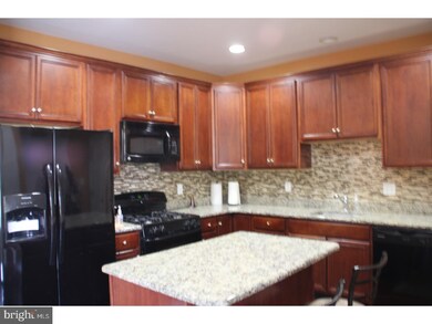 520 Solliday Ct unit 170, Perkasie, PA 18944 - photo 3