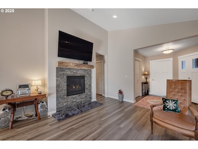 2127 SE Academy St, Dallas, OR 97338 - photo 4