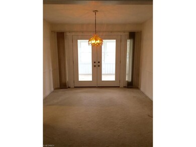 Dining Room/ leads to Sunroom