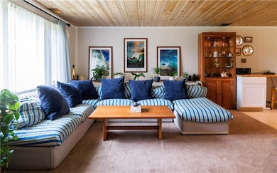 1 Reardon Dr, Middletown, RI 02842 - photo 5