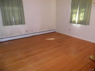 1011 N 14th St, Allentown, PA 18102 - photo 6