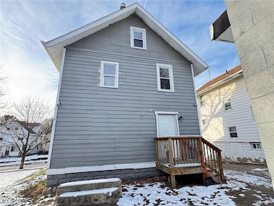 1239 Pondview Ave, Akron, OH 44305 - photo 3