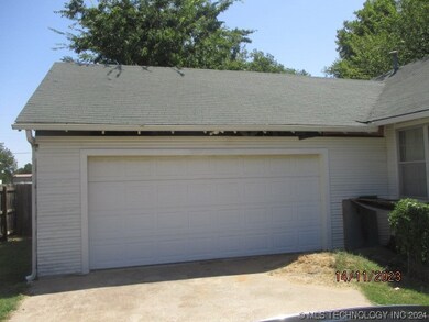 526 F St SE, Ardmore, OK 73401 - photo 2