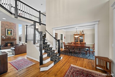 4255 Colton Cir, Naperville, IL 60564 - photo 5